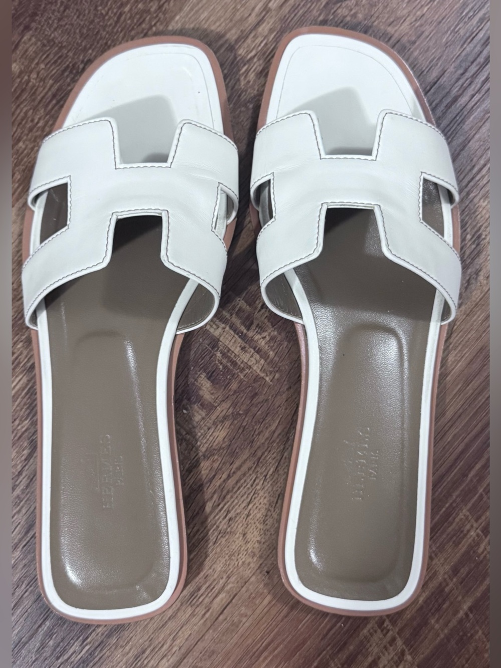 Hermes White Leather Oran Slide Sandals